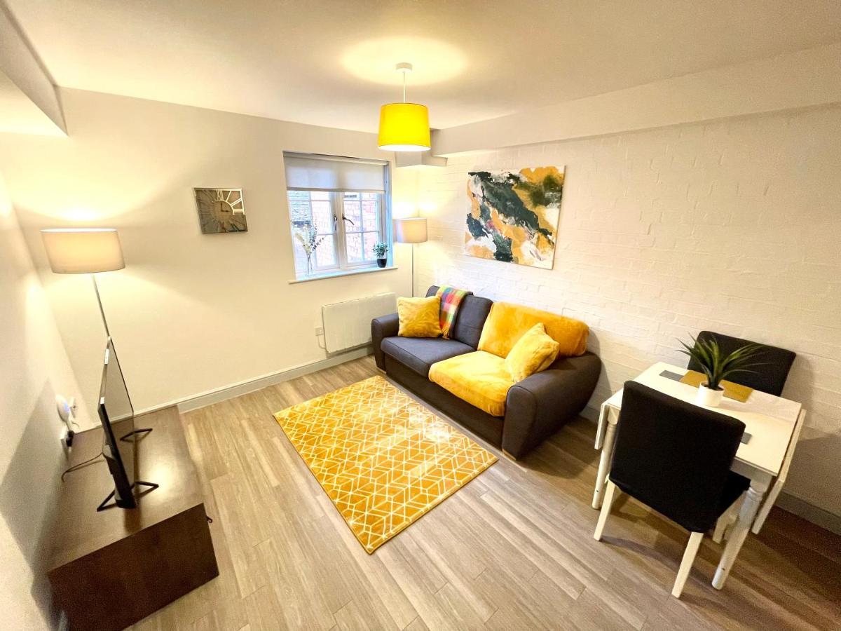 Bright & Cosy One Bedroom Apartment - 2 Beds - Perfect Base In Bishop'S Stortford Ngoại thất bức ảnh